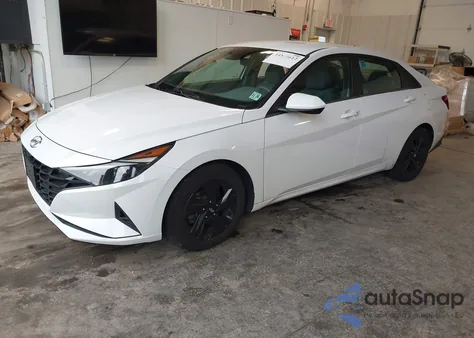 2022 Hyundai Elantra Sel from USA, damaged, VIN 5NPLM4AG6NH063862